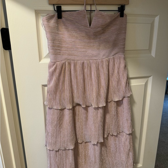 Saylor Rhonda Tiered Halter Dress - Picture 10 of 16